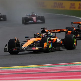 Spark McLaren MCL39 - 1st 2025 Belgian Grand Prix - #81 Oscar Piastri 1:43 model car