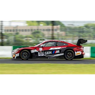 Spark BMW M4 GT3 - 1st 2025 Suzuka 1000 Km - #32 1:43 model car