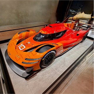 Spark Genesis GMR-001 - 2025 Launch Car 1:43 model car