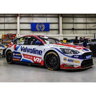 Spark Ford Focus ST - 2024 Silverstone BTCC - #27 Dan Cammish 1:43 model car