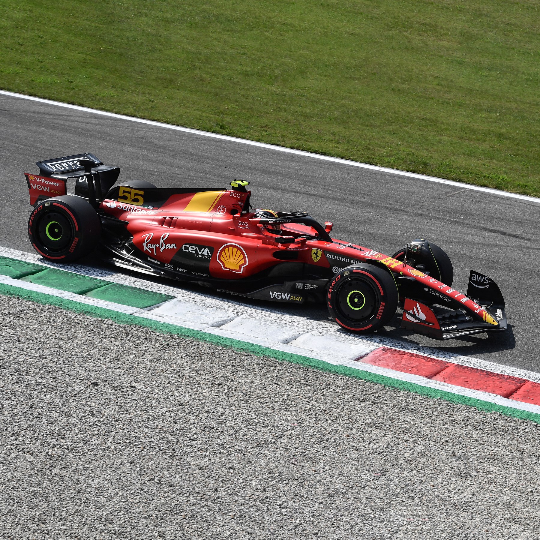Look Smart Ferrari SF-23 - 2023 Italian Grand Prix - #55 C. Sainz Jnr 1:43