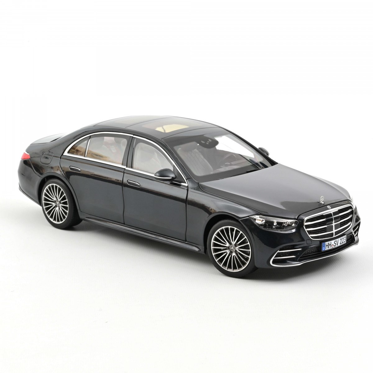 2018 Mercedes S Class AMG Line Silver Metallic 1/18 Diecast Model Car by Norev 183479