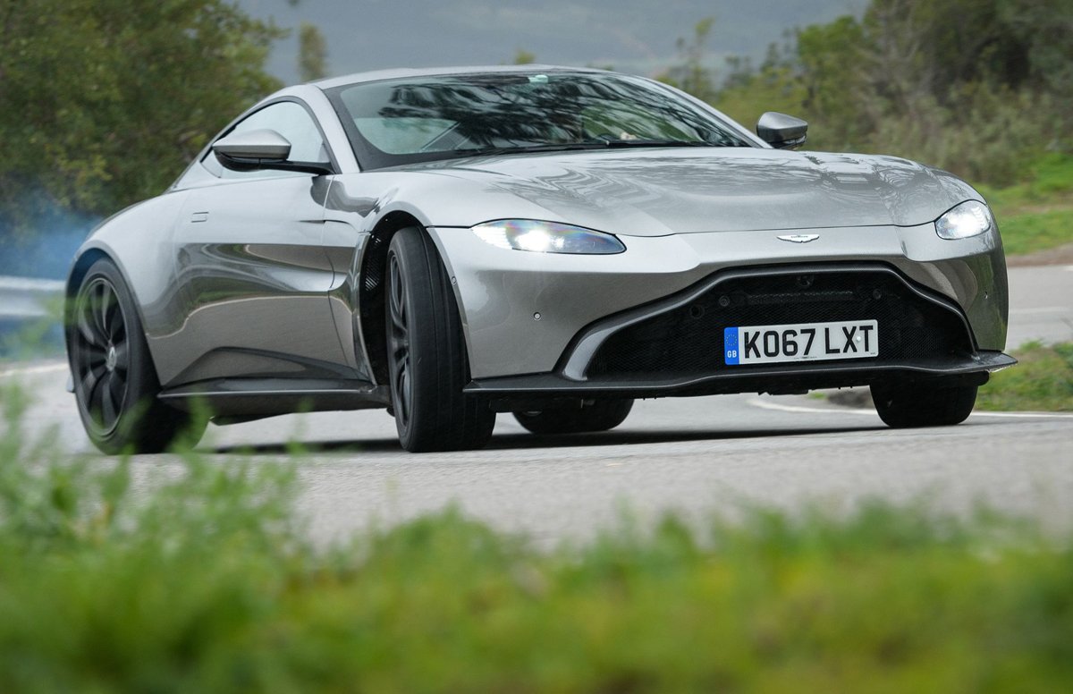 AUTOart-2019-Aston-Martin-header