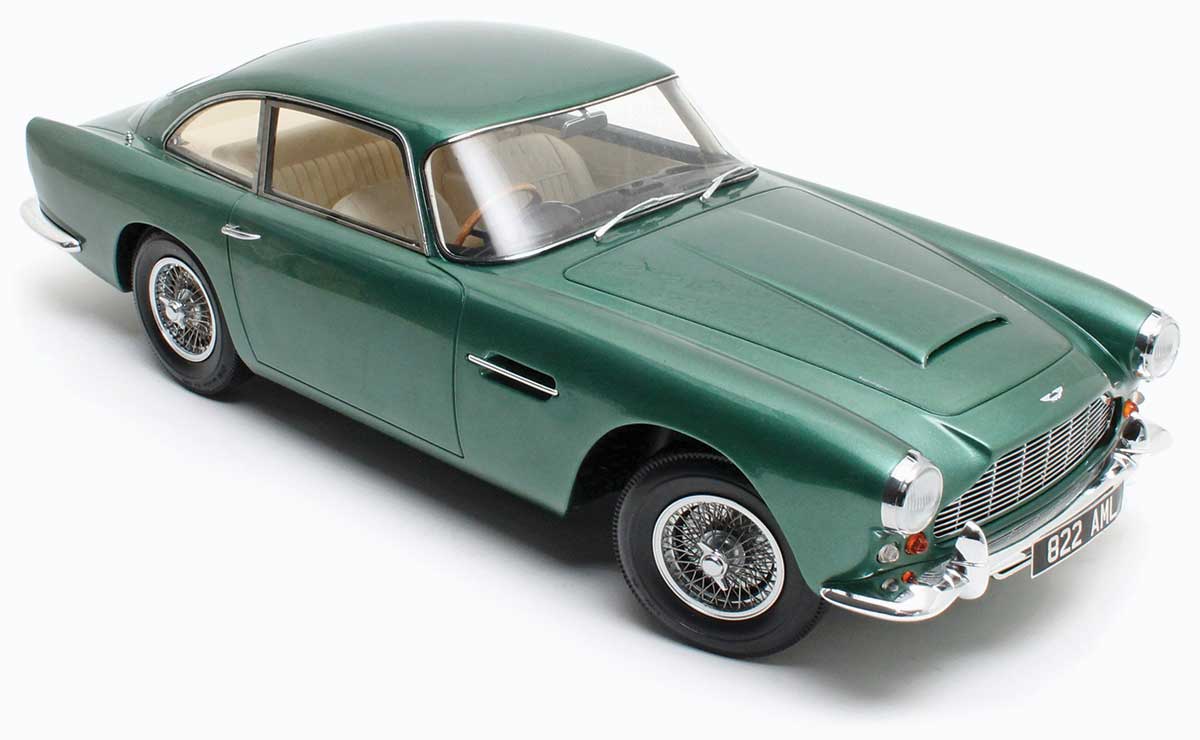 1:12 Aston Martin DB4 model from 12 Art