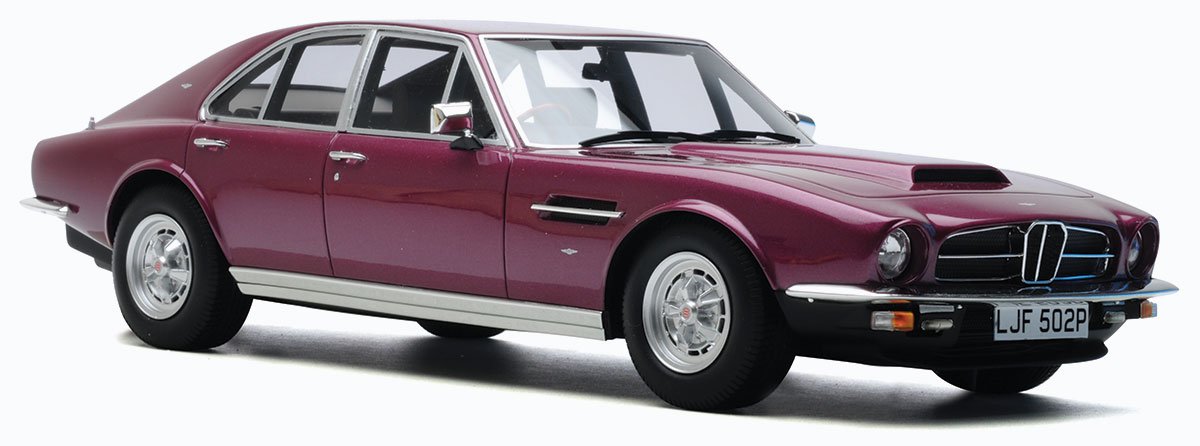 1:18 1974 Aston Martin Lagonda saloon