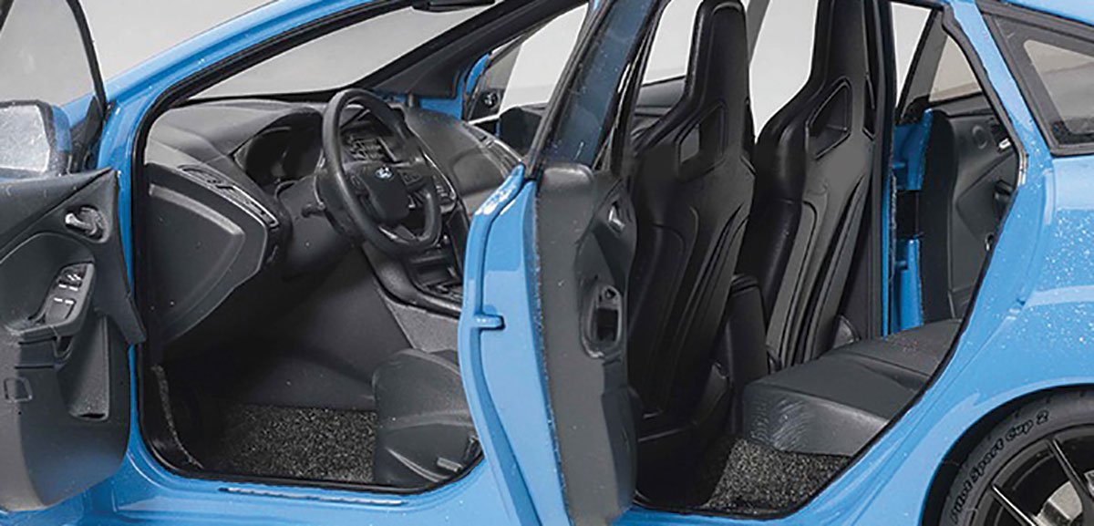 1:18 2016 Ford Focus RS Diecast Model Car Review