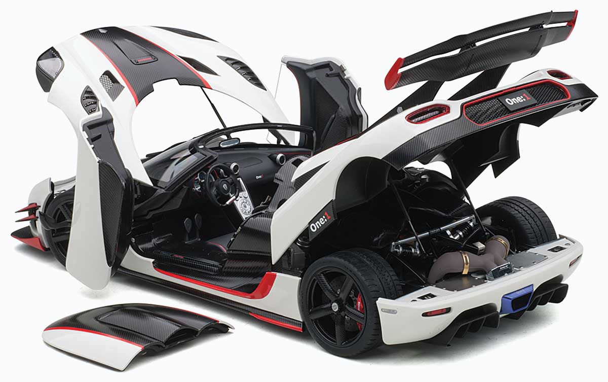 1:18 2014 Koenigsegg One:1 model from AUTOart