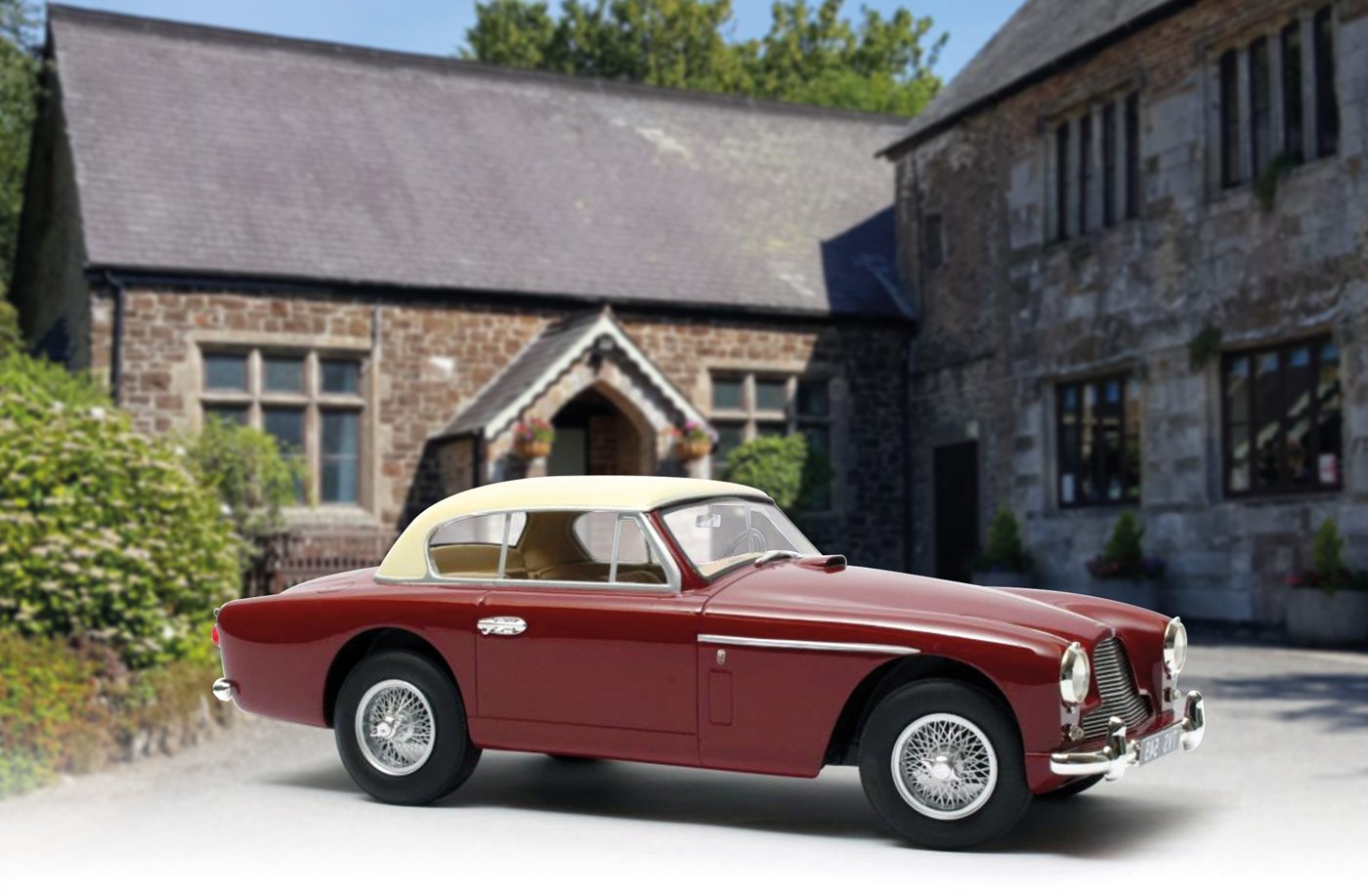 Cult 1:18 1955 Aston Martin DB2-4 Mk.II FHC Notchback diecast model car review