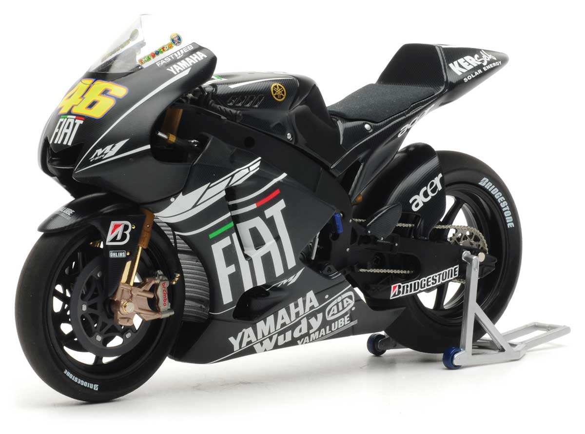 Valentino Rossi Yamaha Motorrad & Figur 1:12